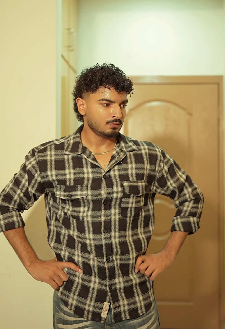 @Ali Riaz ♠️ 👑