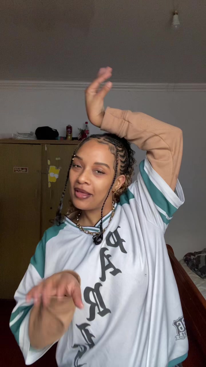 @TheColouredMakoti