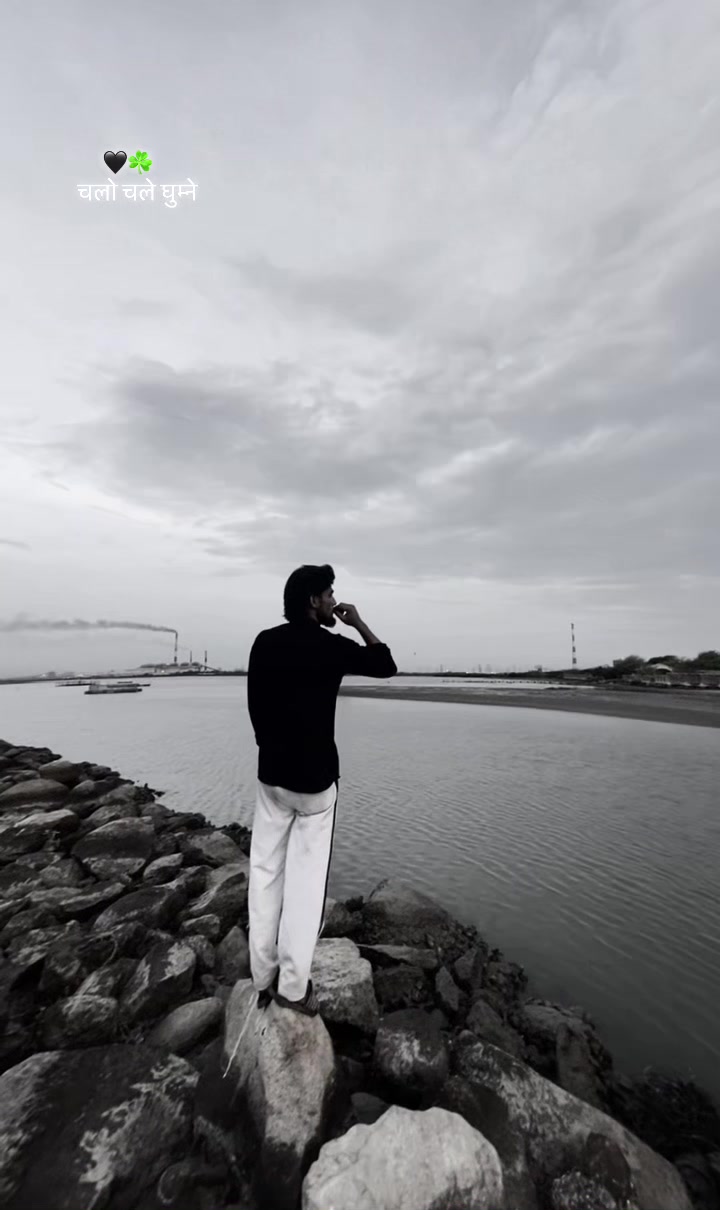 @𝐌𝐫_𝐓𝐡𝐚𝐤𝐮𝐫𝐢_♛