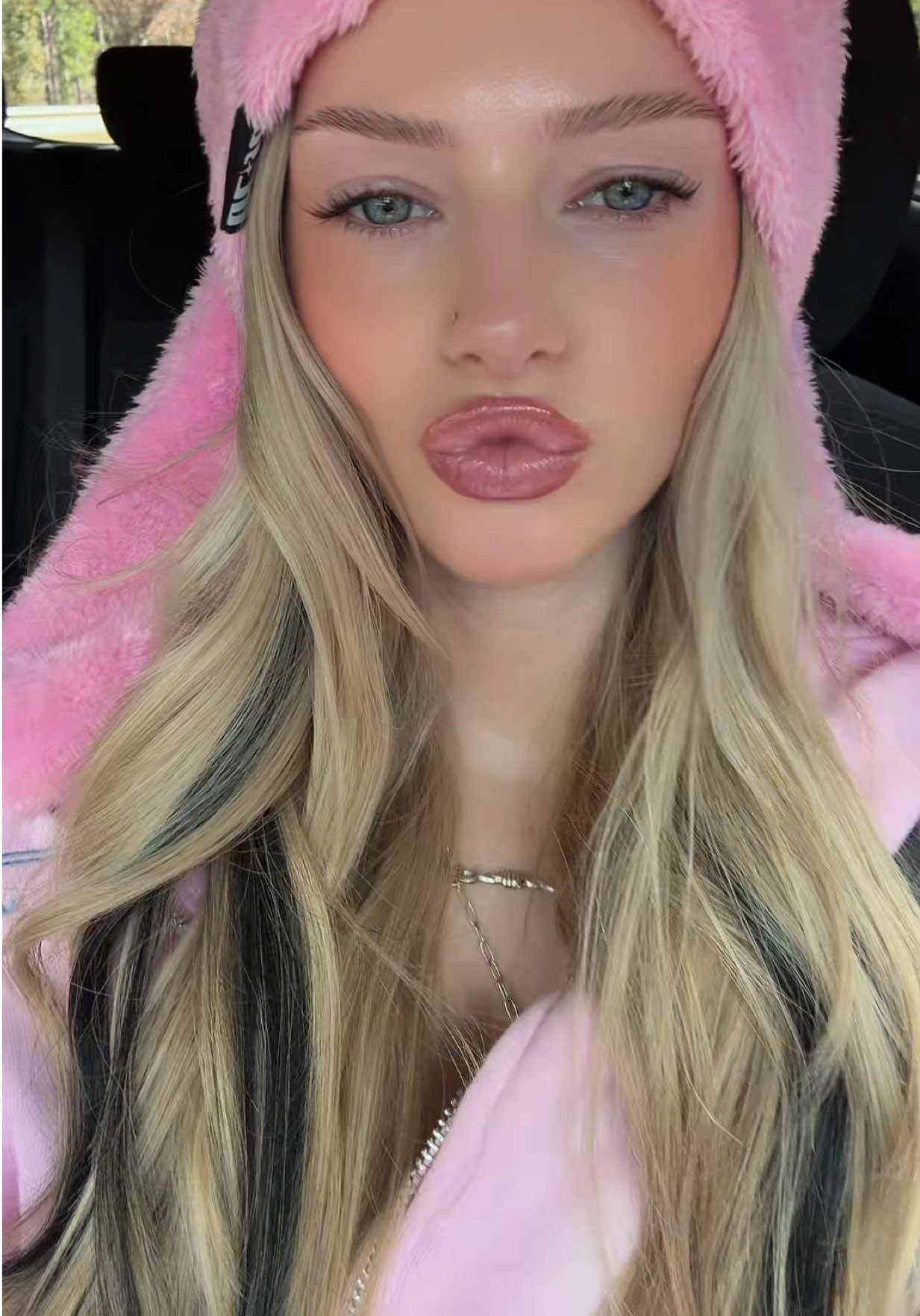 @laniiiboo