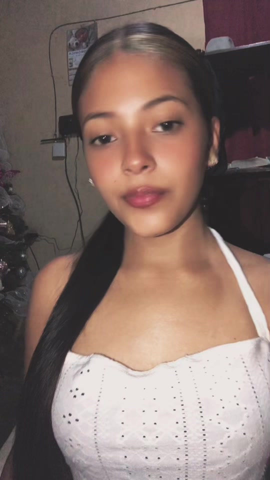 @Ashley Casta&ntilde;eda