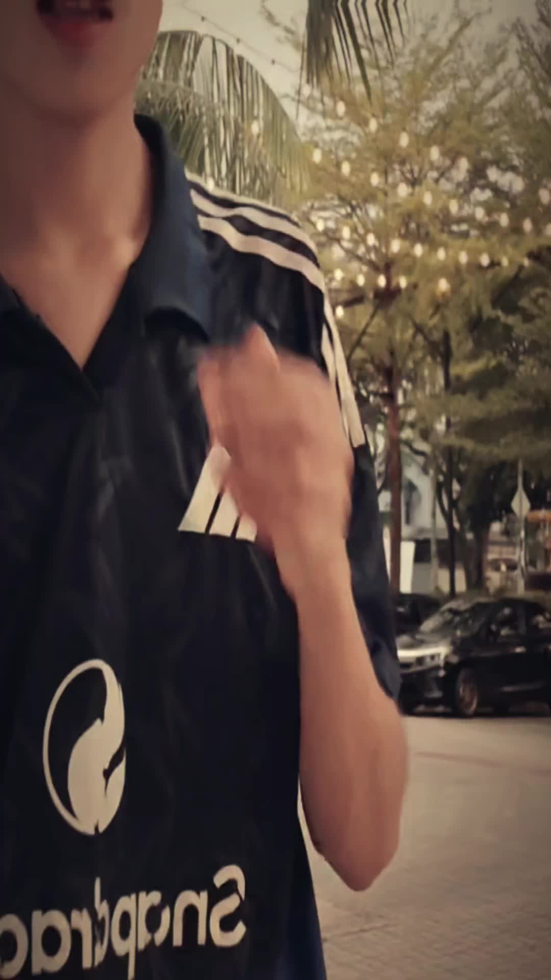 @𝗟𝗮𝗶𝗻𝗚𝘆𝗶