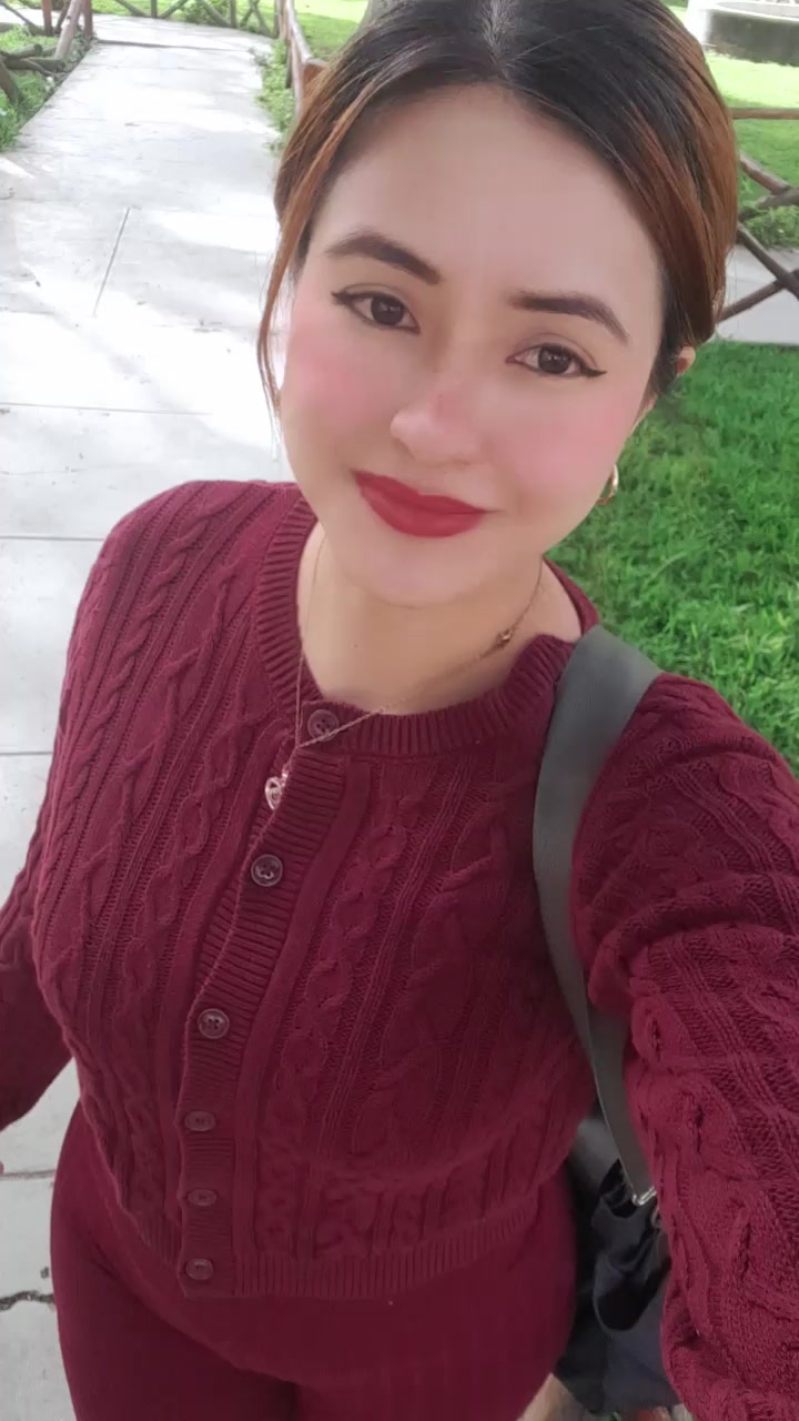 @Luna
