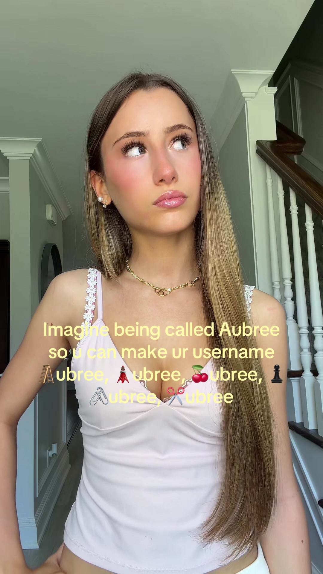 @Mila Luna🦢🎀