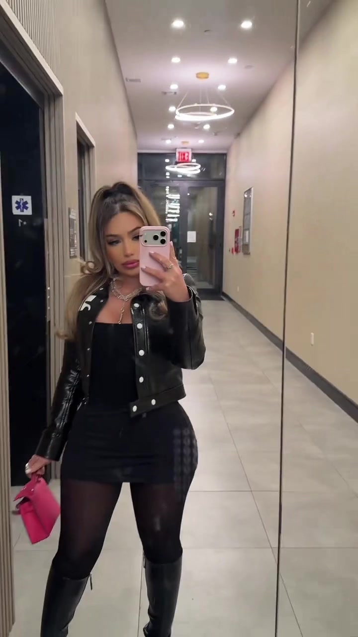 @Alexia