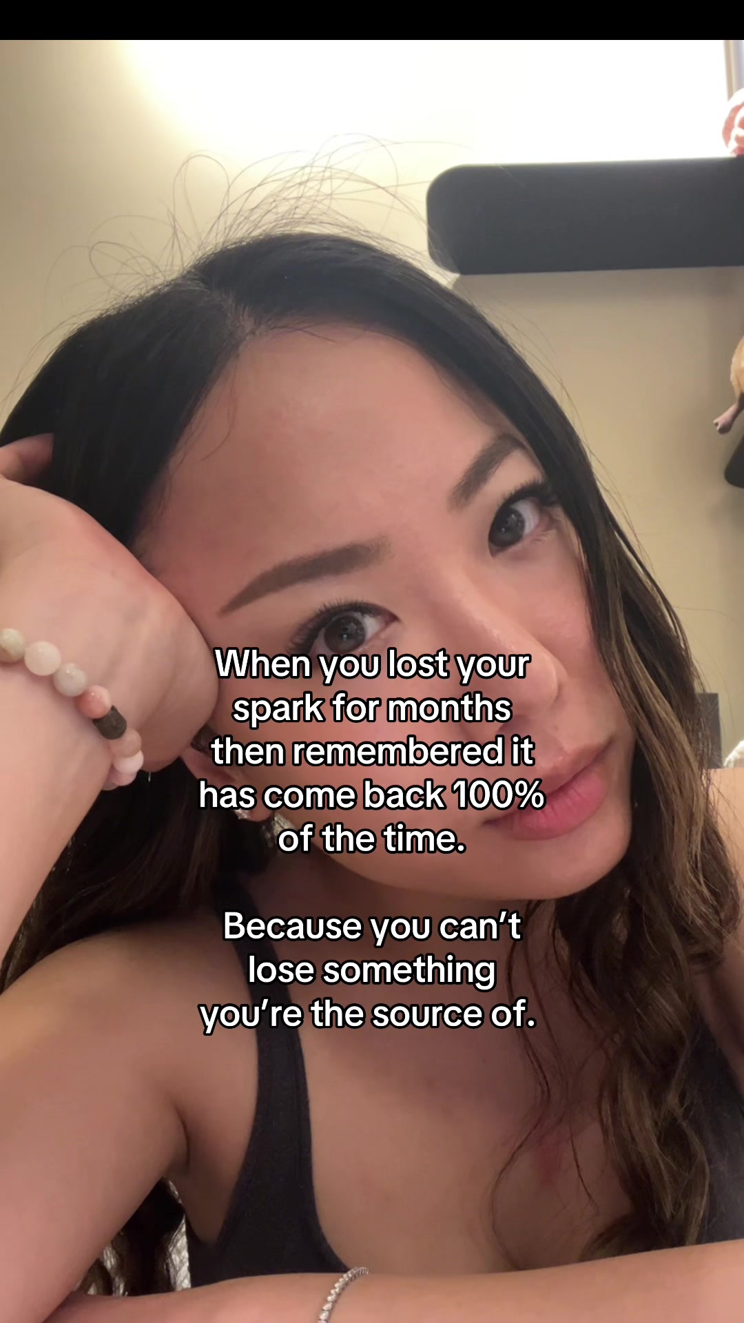 @Vivian Wu | Hypnotist
