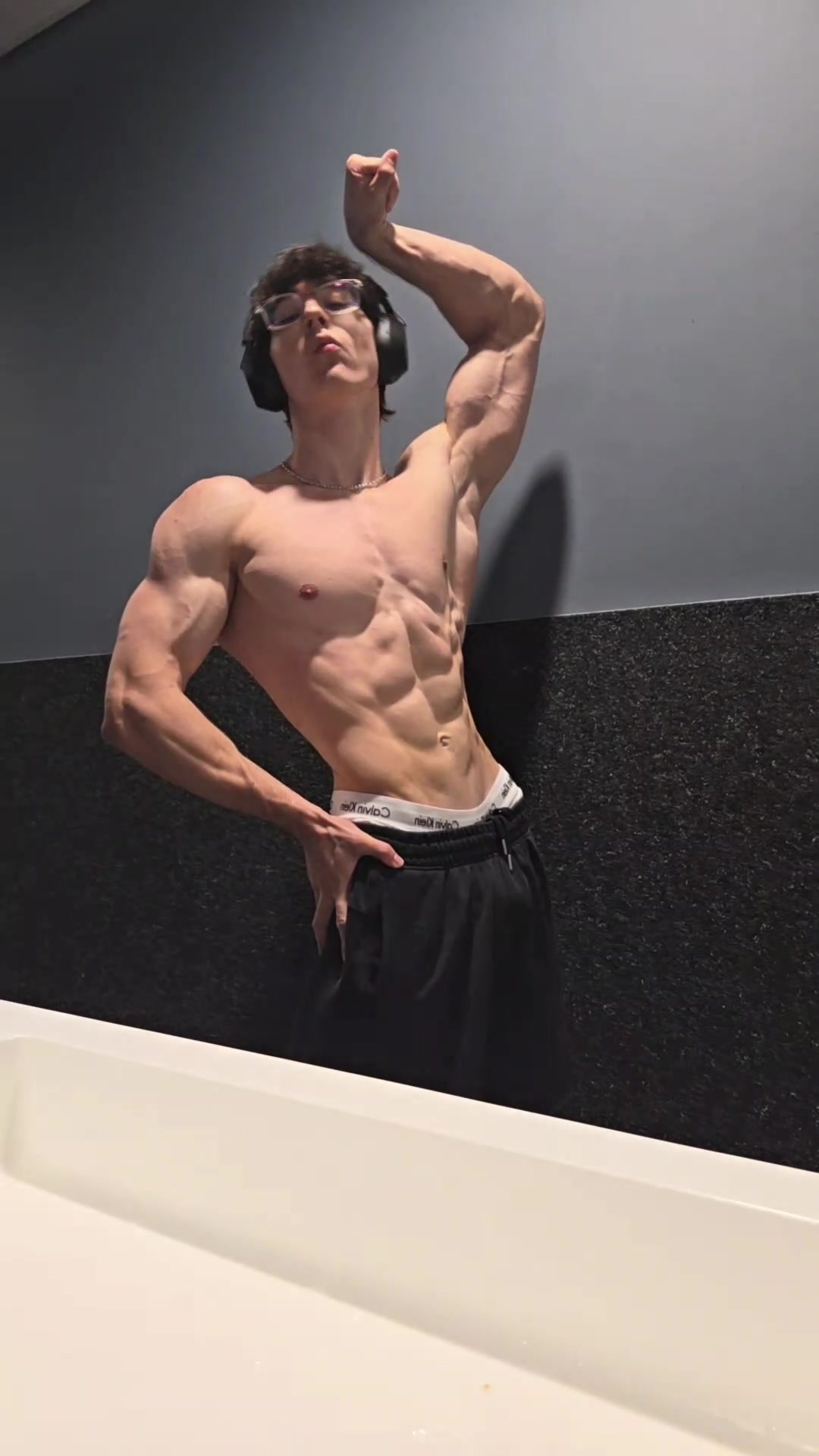 @FelipeLifts