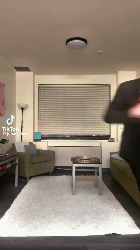 @RyZe Does Dances シ
