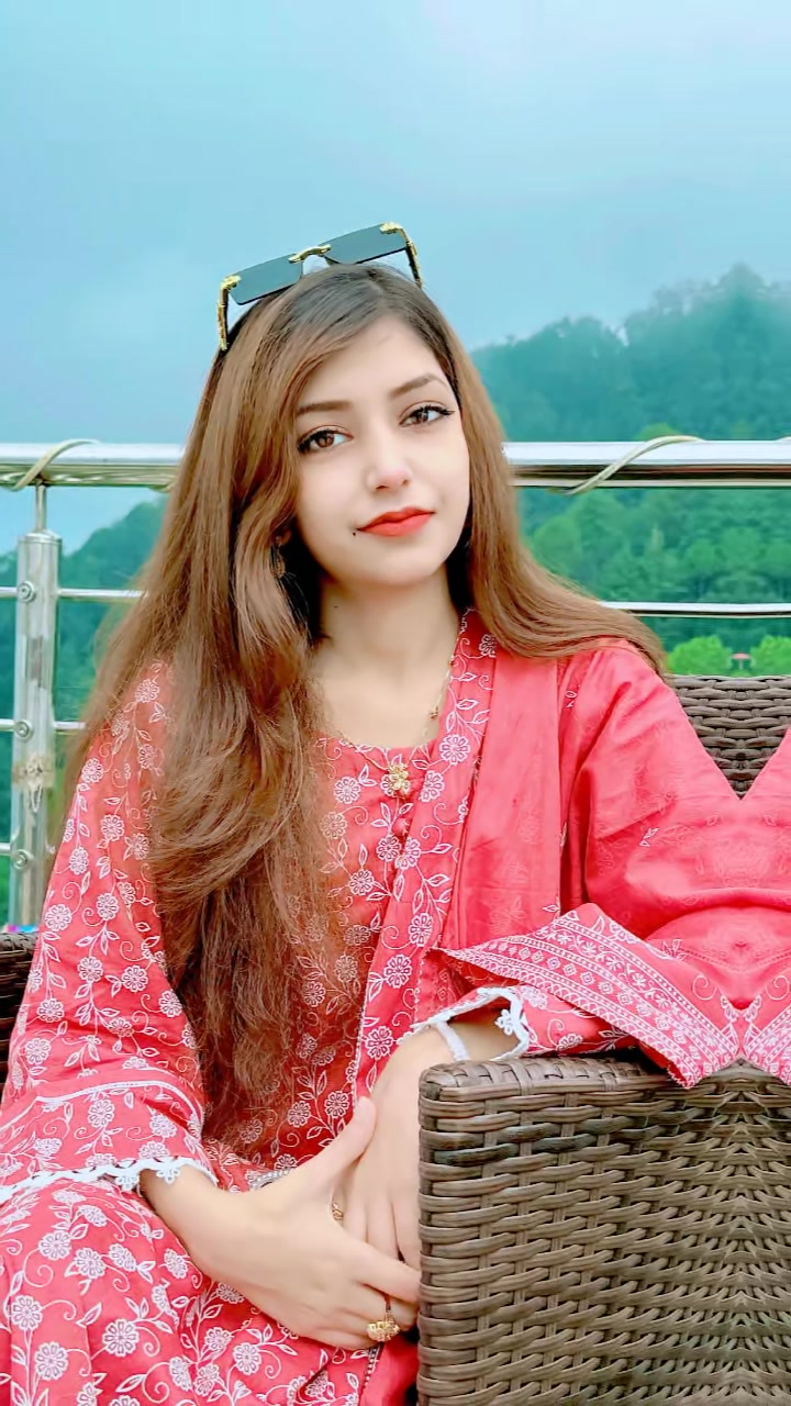 @🫅Kiran👻Ãrmy💪😎AnayaQueen