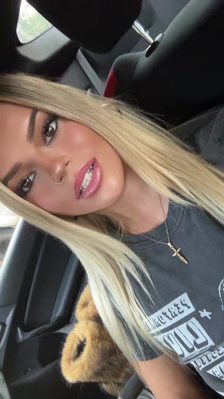 @Jeslyn Snow