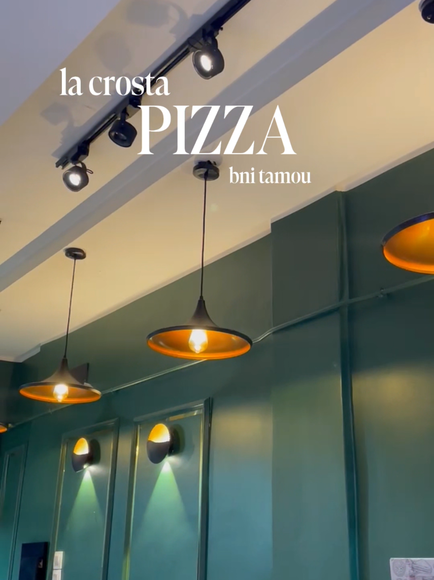 @Lacrosta_pizzeria