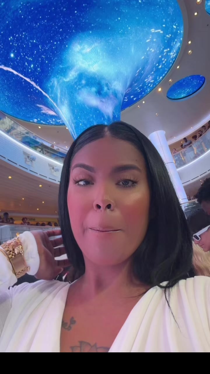 @💛🦄Aleysha Mendoza🐻💛
