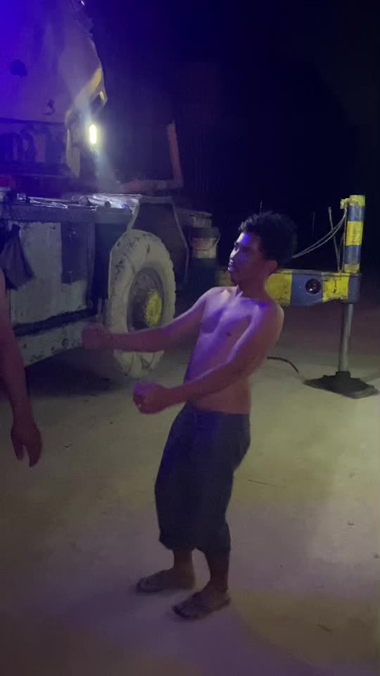 @ហ៊ាម៉ាប់ តំបន់បិតត្រាង  叫 大硕