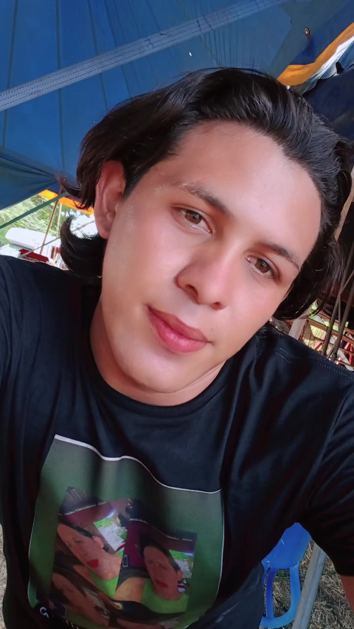 @Sofía Aguilera 🏳️⚧️🪭💅