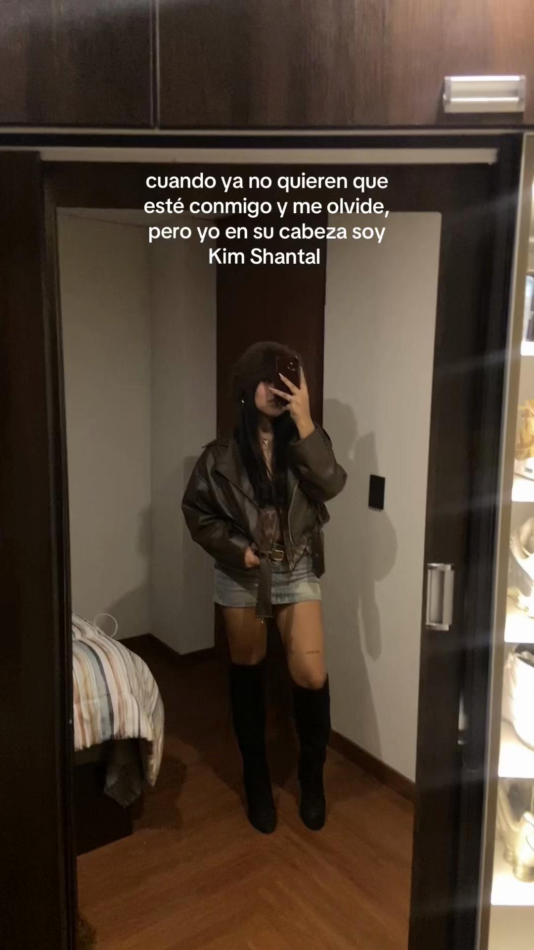 @roxxxi.gi