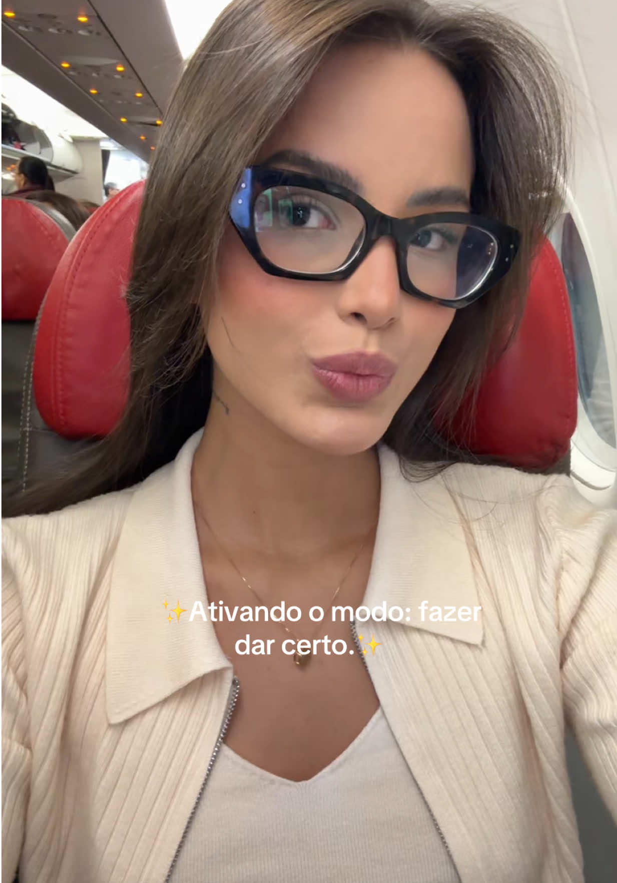 @Delanny Letícia✨