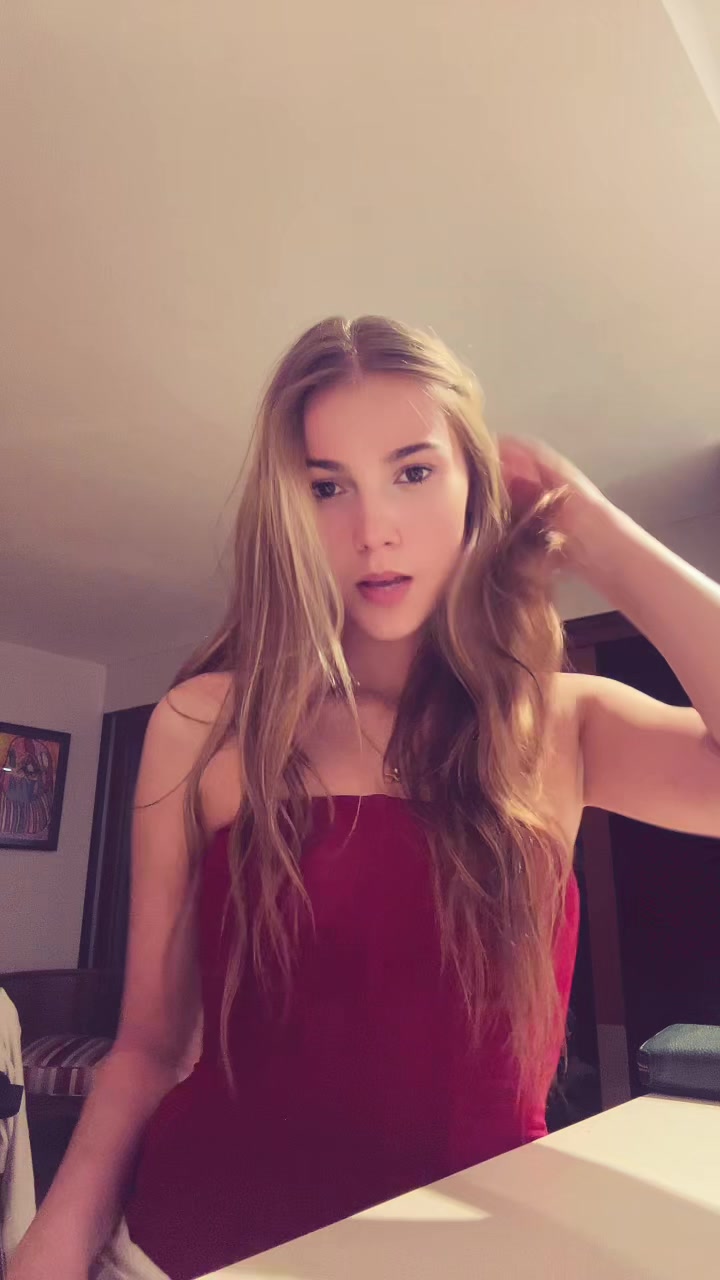 @Claudiajanuss