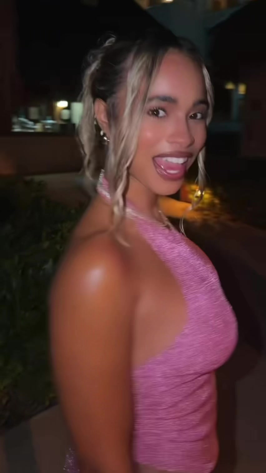 @Carolyn Estephany