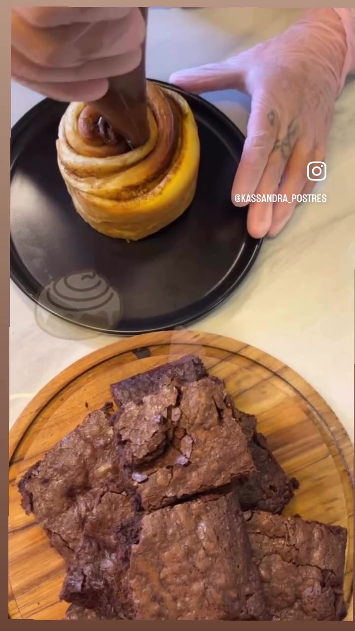 @𝕂𝕒𝕤𝕤𝕒𝕟𝕕𝕣𝕒 👩🏻&zwj;🍳