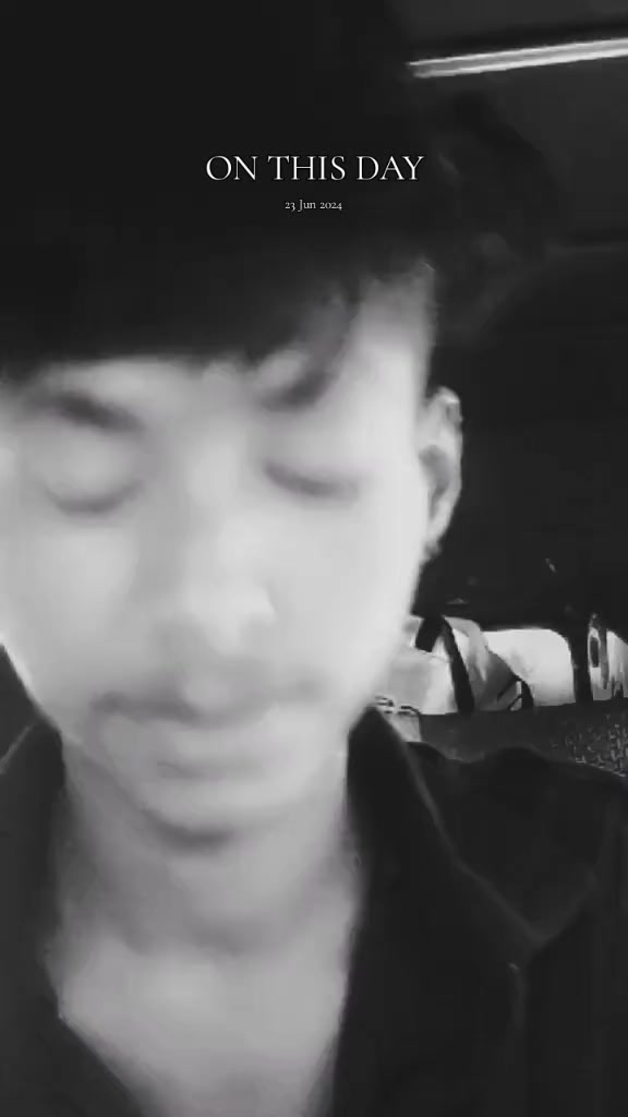 @๐ค๐ฅ๐ผ๐บ๐ฎ๐ป๐๐ถ๐ฐ๐ ๐ฏ๐ผ๐...