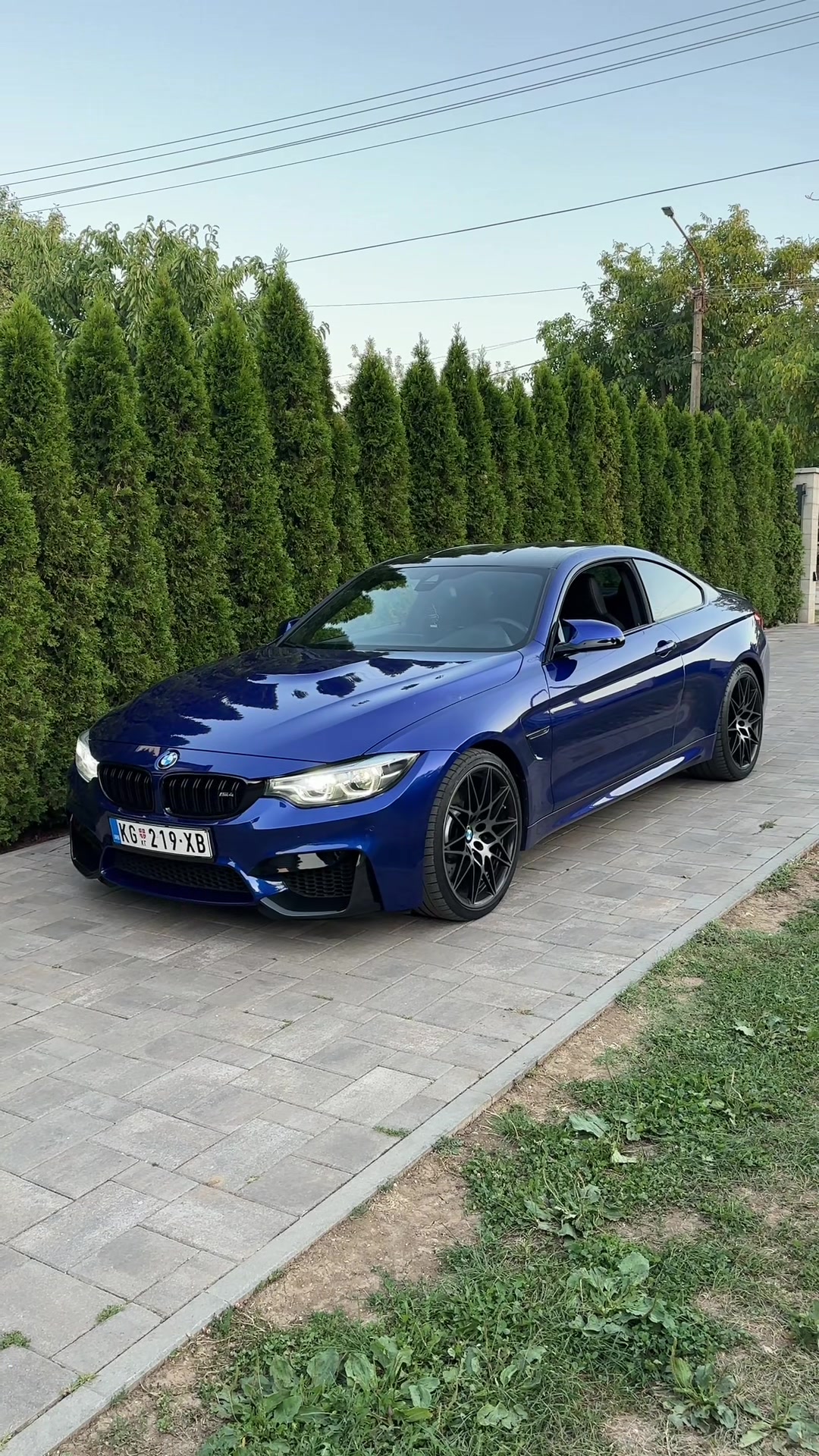@oldmoneycars.rs