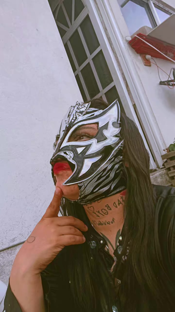@sexy Violeta