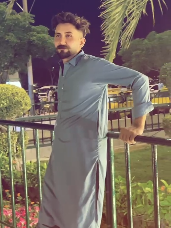 @Jahangir Khan