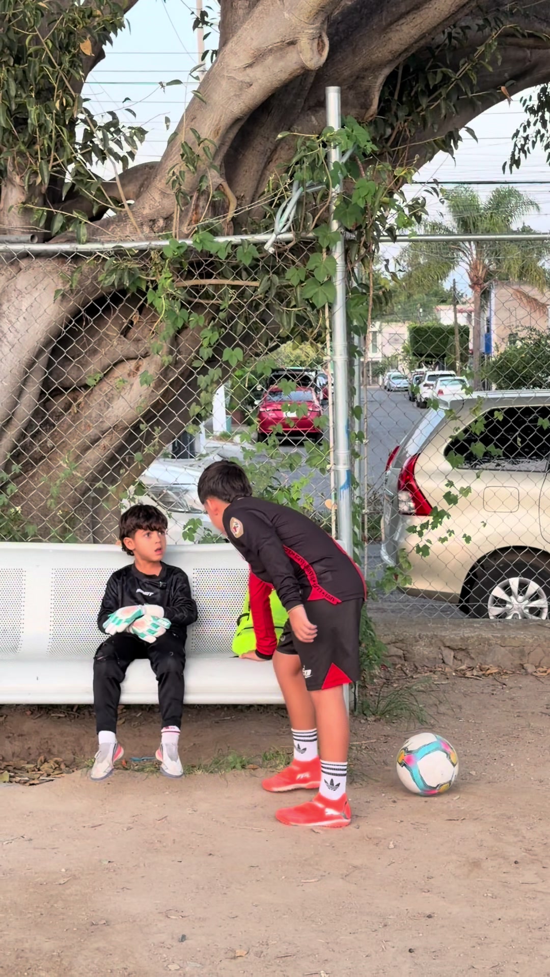 @Los Macías