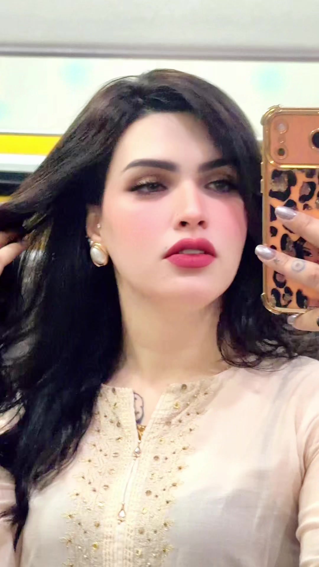 @The Fashion Queen GuLLaL