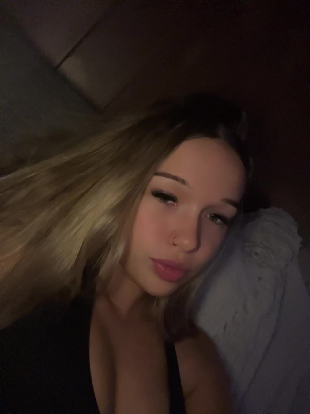 @️