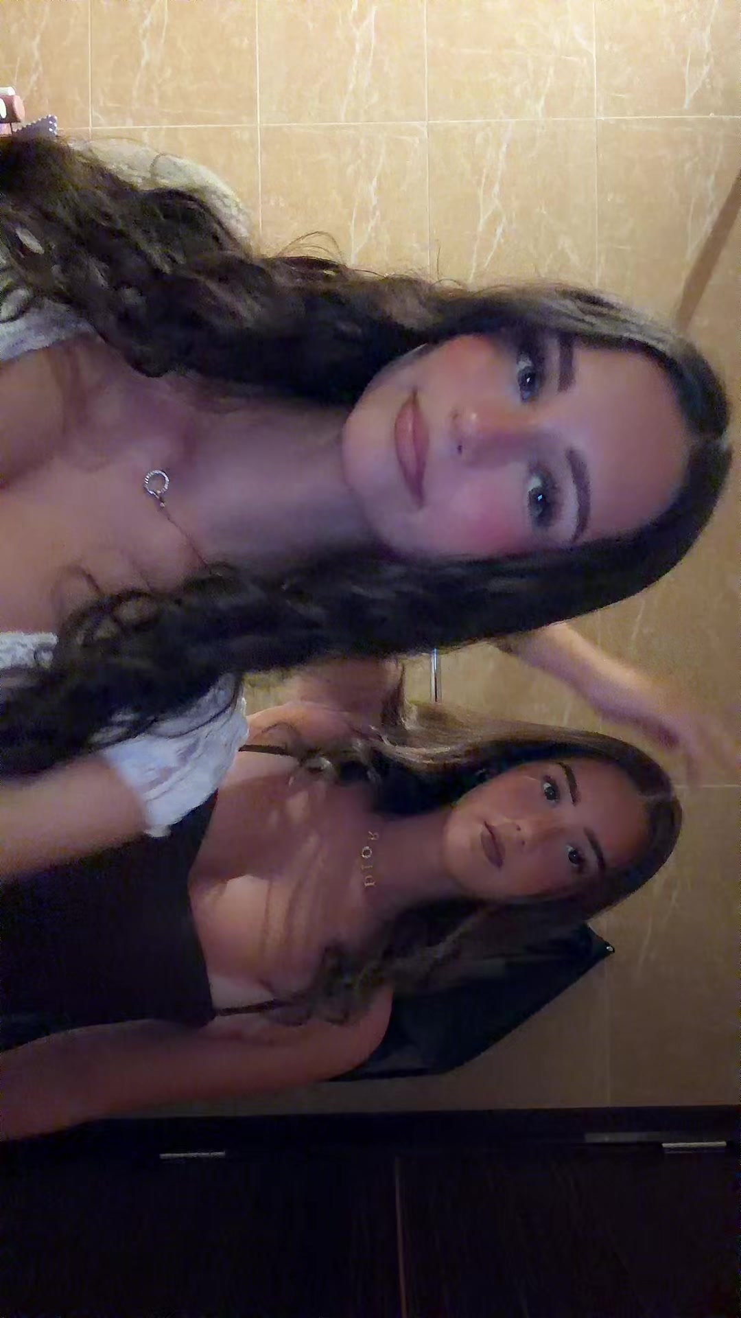 @clara
