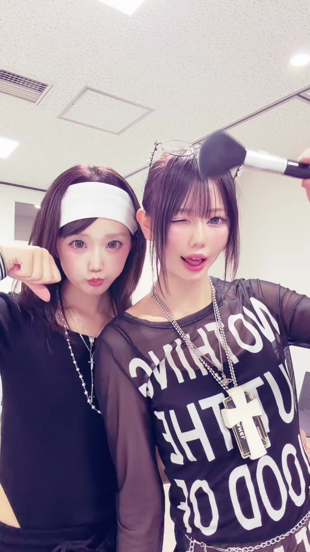 @あき