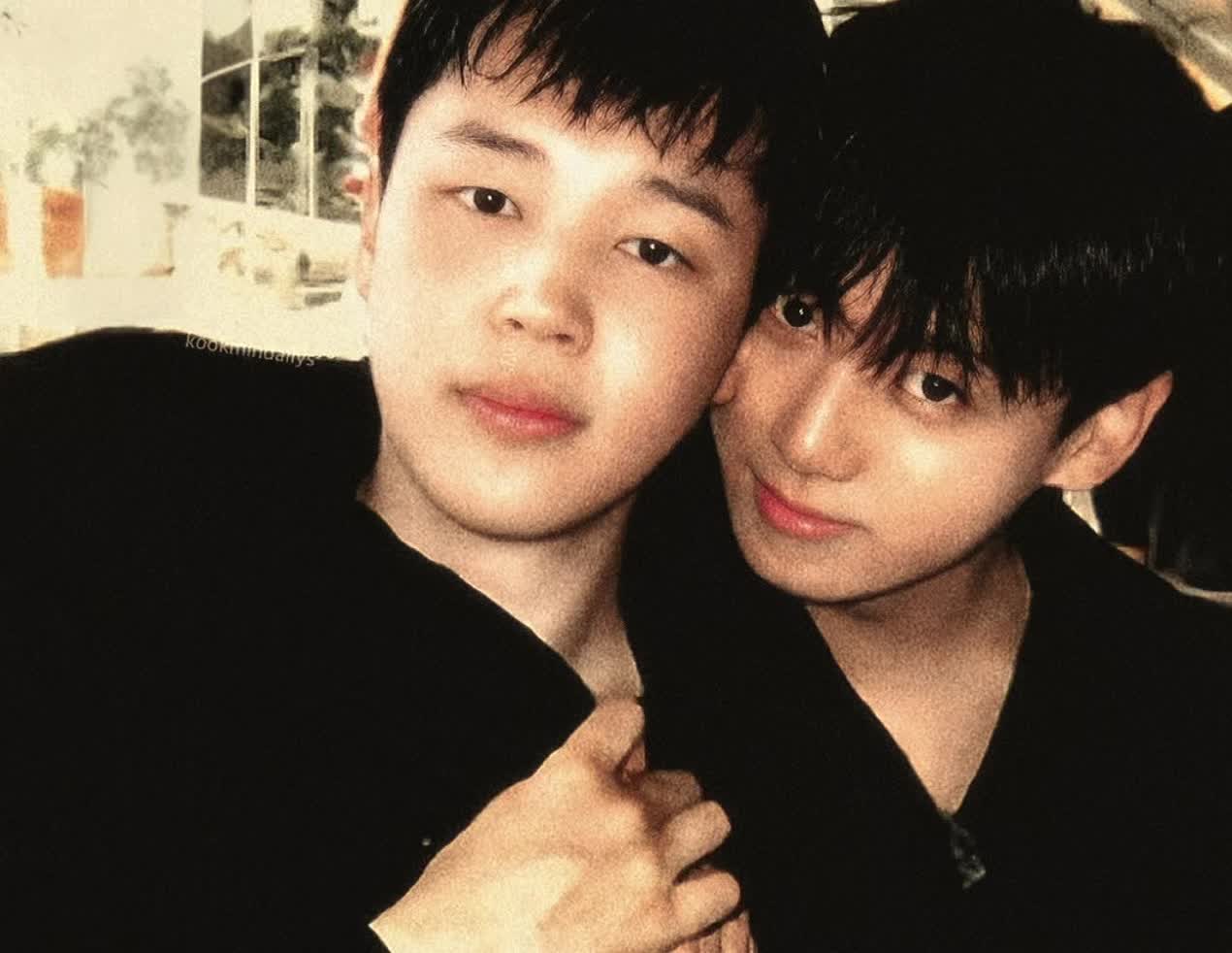 @•moonsun