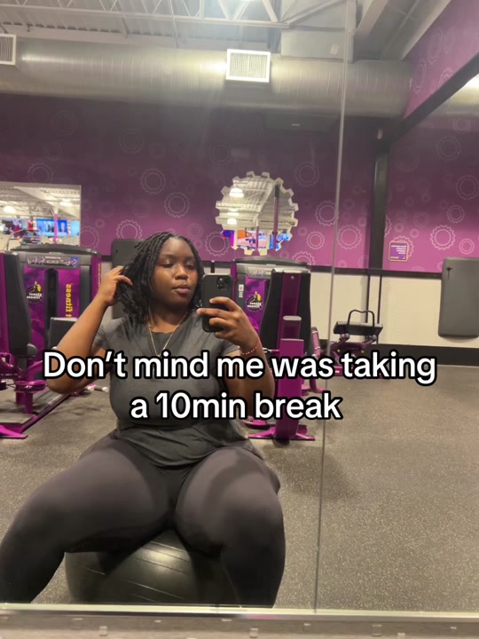 @LT