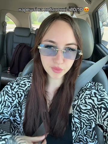 @вика