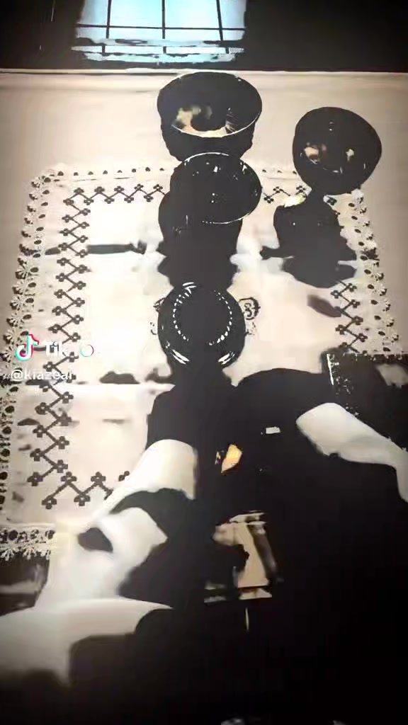 @トシ
