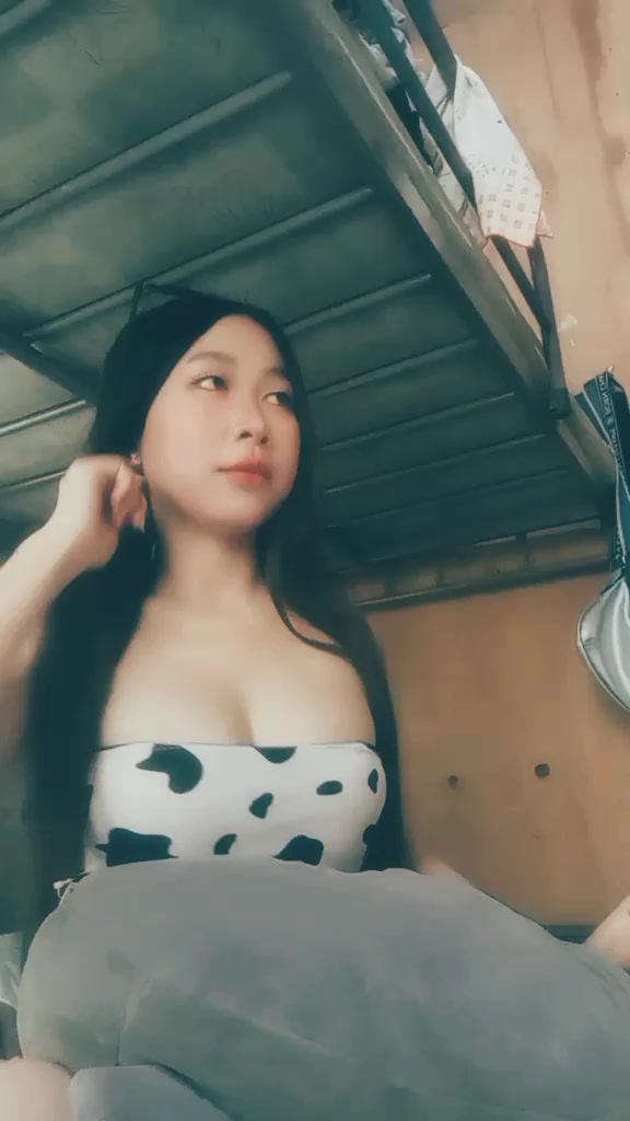 @elly