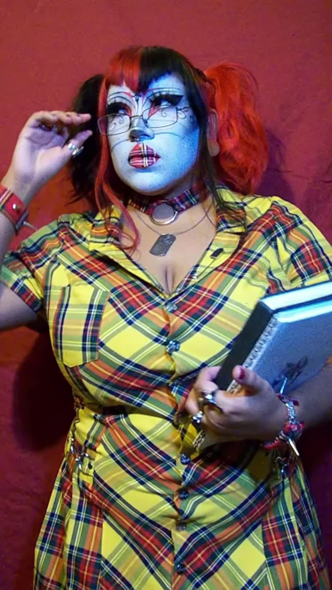 @estrella 𖤐