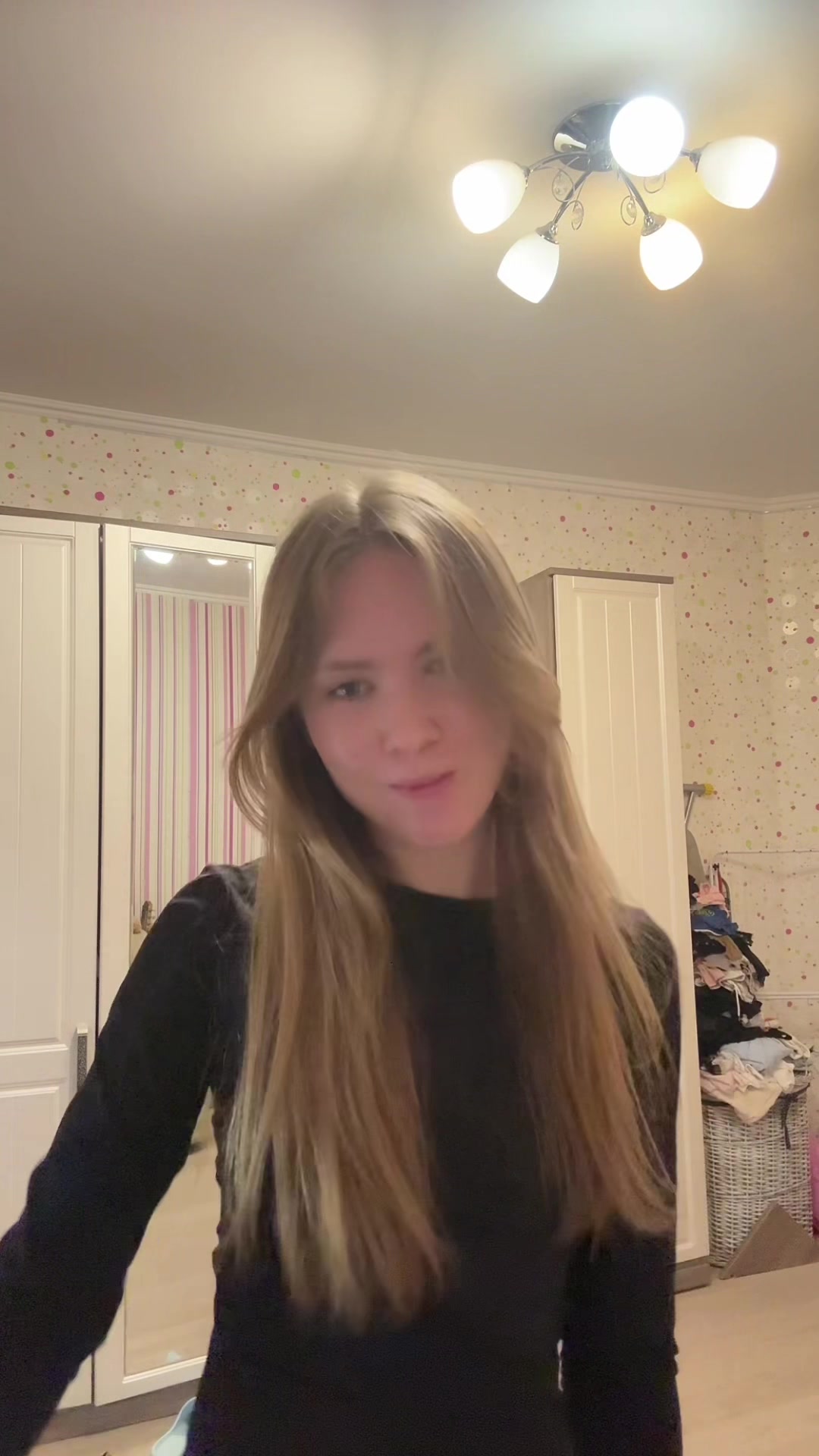 @valería