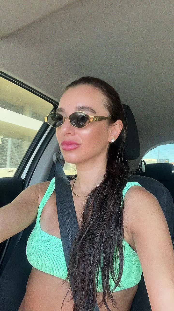 @anechka_m
