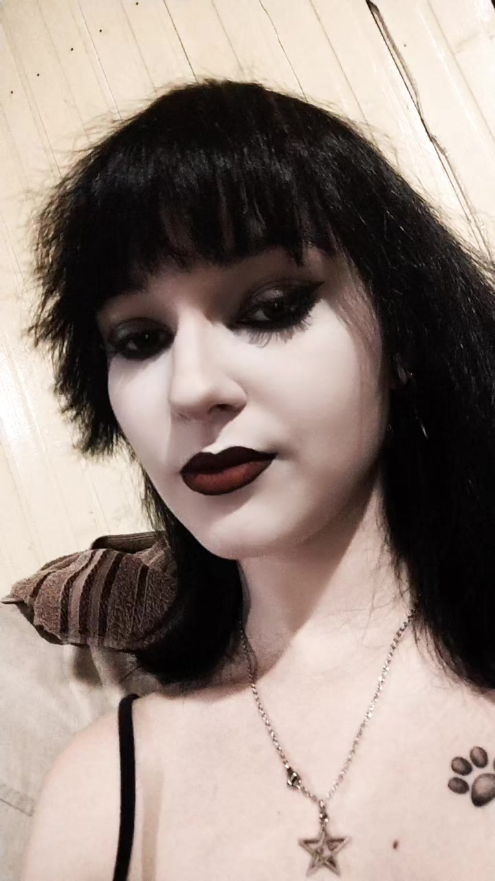 @Vampirinha🦇