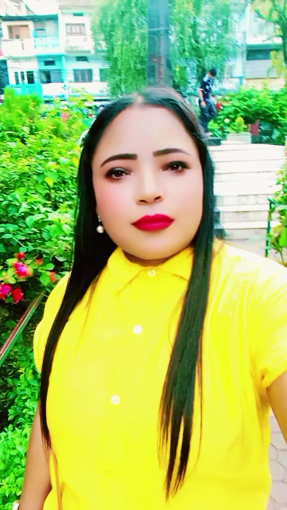 @AmritaGL025❤️💙🍒🌺🍒❤️