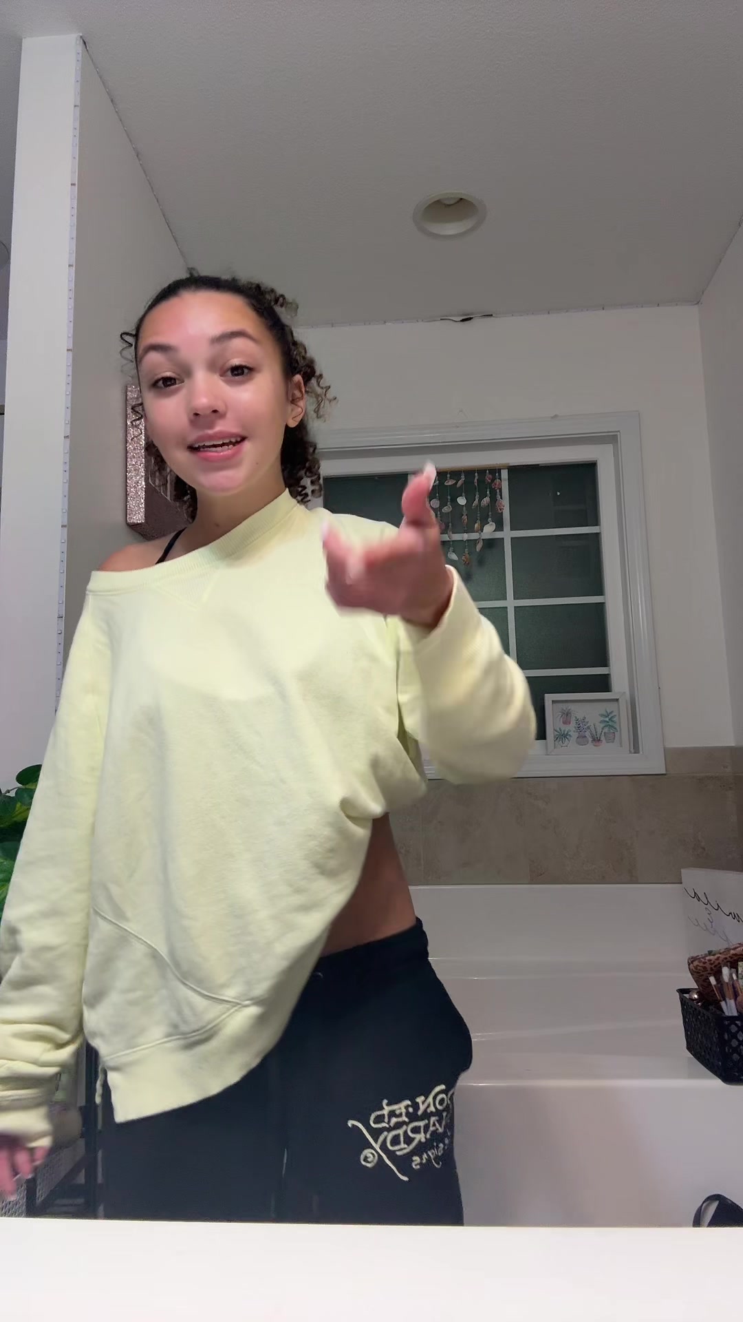 @annaleigh