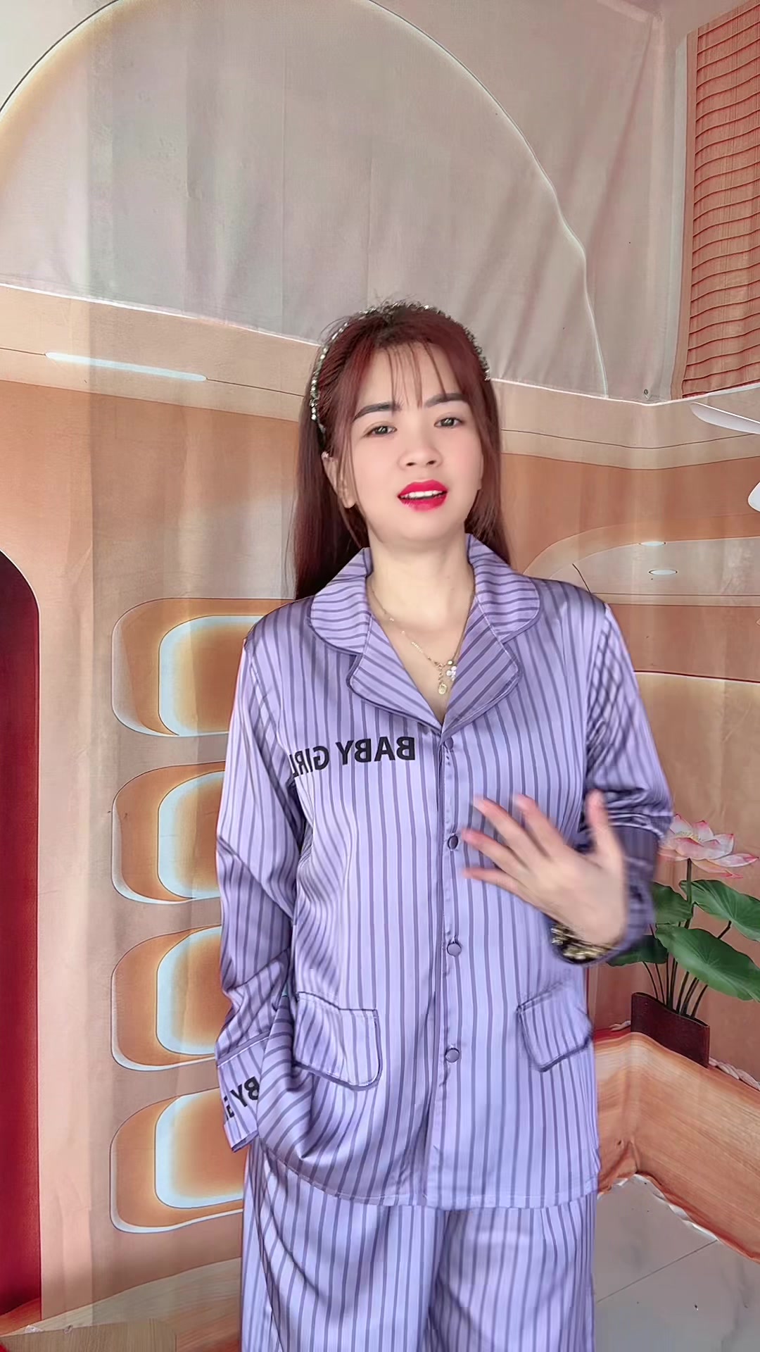 @Em Cẩm N&egrave;