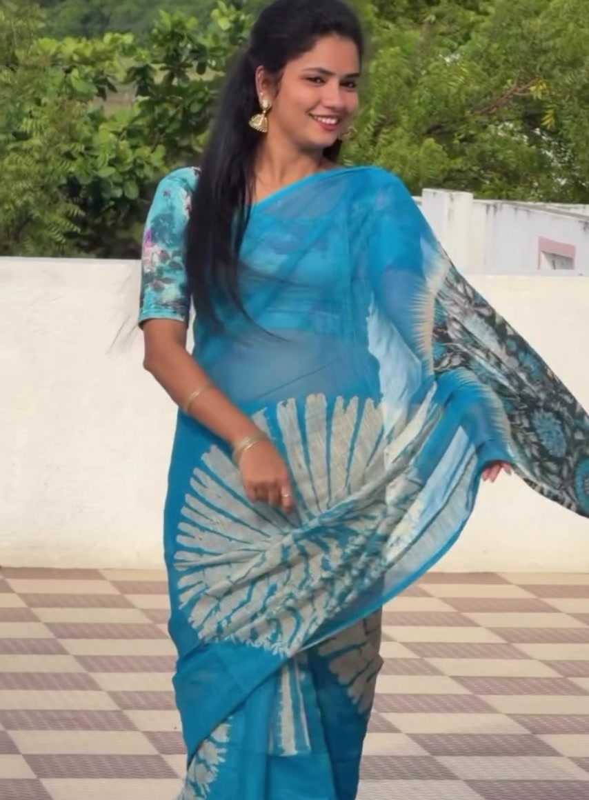 @தர்சினி