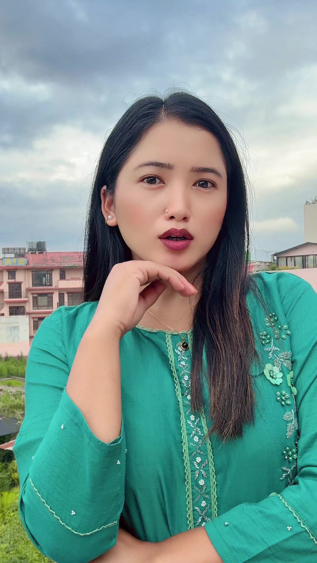 @Juna gurung ✨