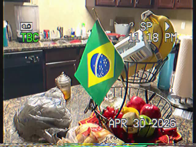 @♱ ＫＩＷＩ♱