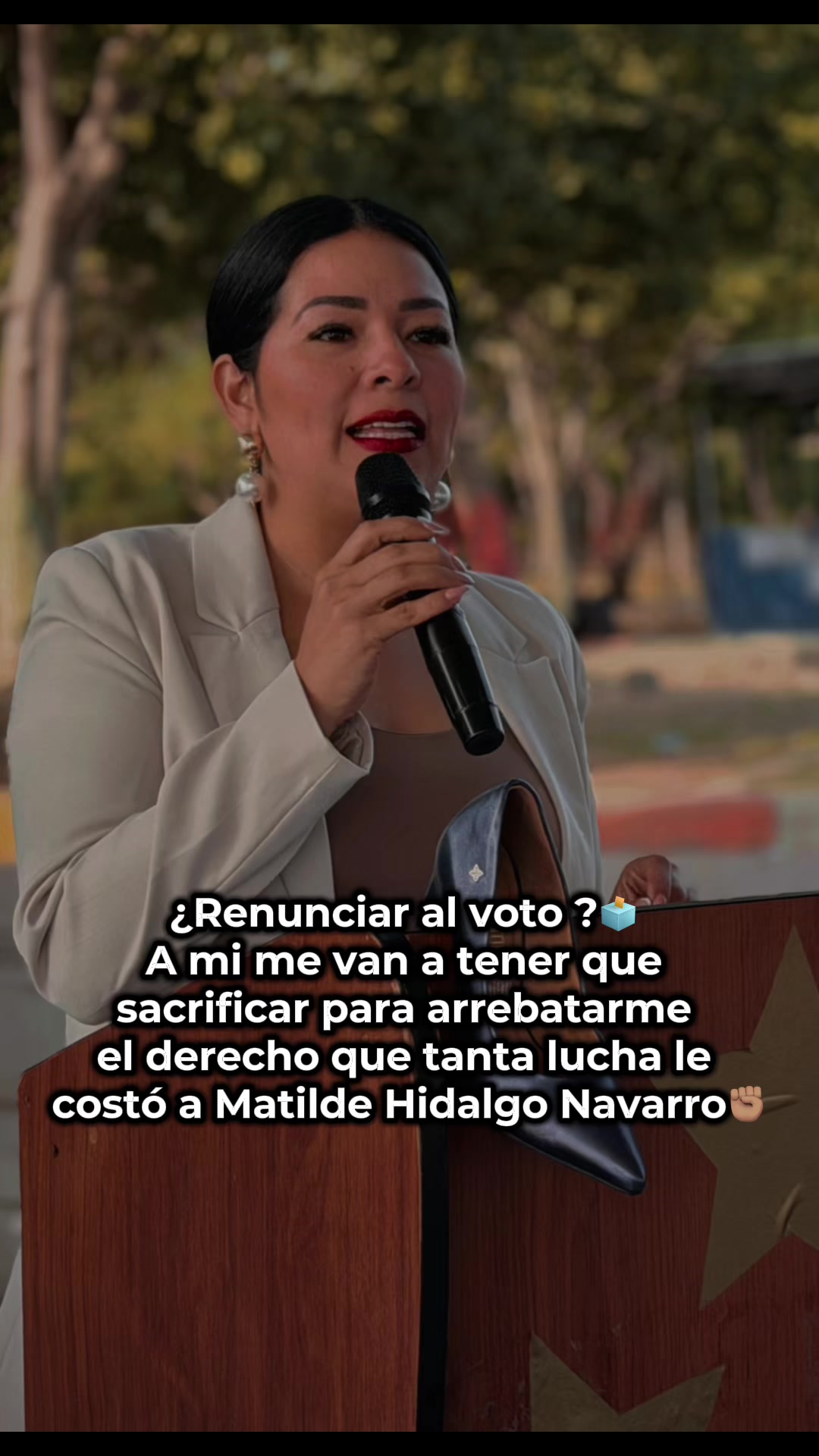 @Lady García