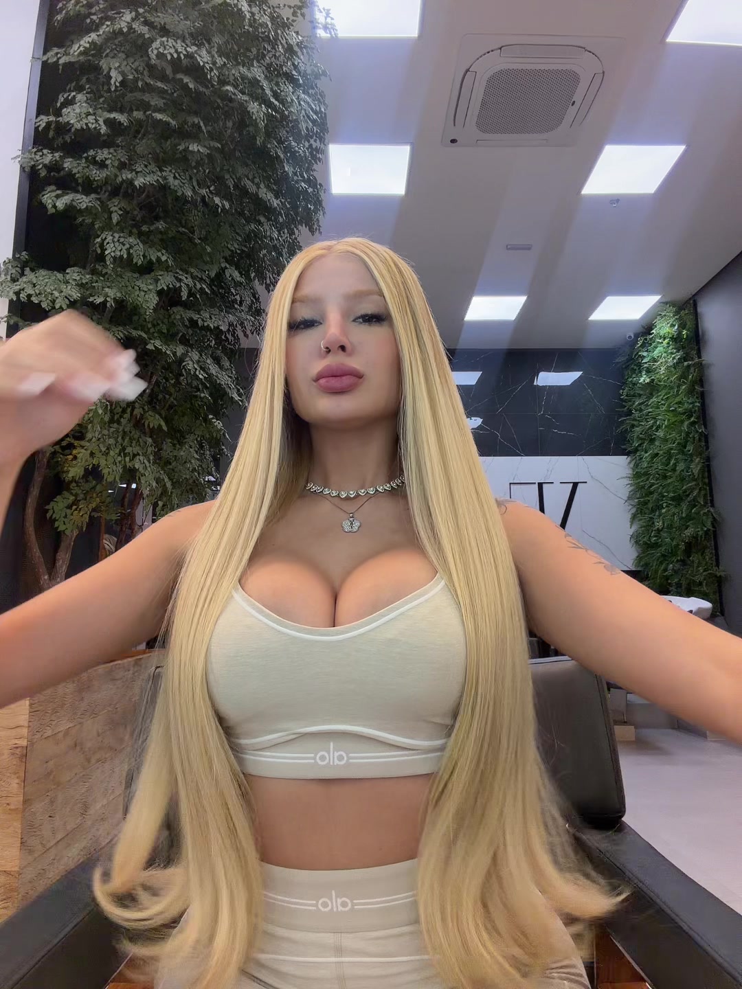 @Bolzani