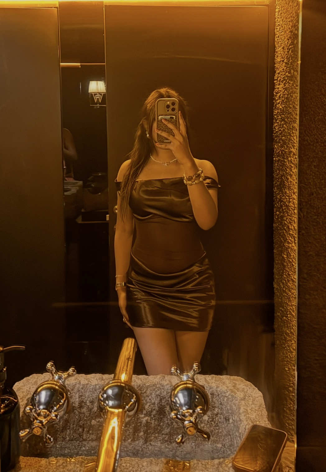 @Vaysh🐆